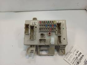 663.to1607 Toyota 1331-6d28 Fj Cruisr 2007 Fuse Box Sam Module 11367131