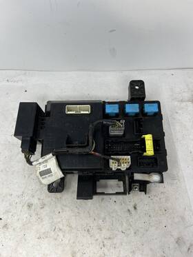 663.to1810 Toyota 2010 Tacoma Cabin Fuse Box Relay Block 4x4