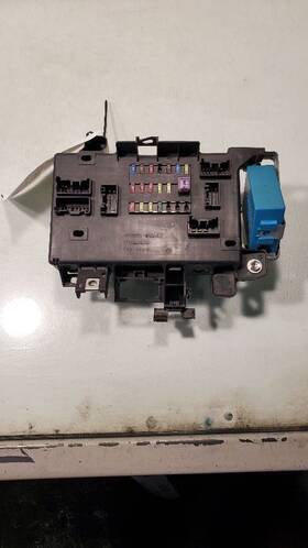 663.to1814 Toyota Tacoma 2014 Fuse Box Cabin Tmb-37