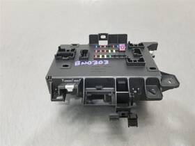 663.to1815 Toyota 15 2015 Tacoma Oem Cabin Fuse Box