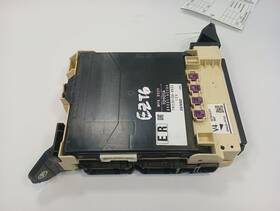 889221-0c280 Toyota 663.to1920 Tundra Interior Cabin Under Dash Fuse Relay Junction Box 11758899