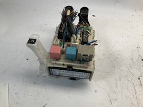 663.to1e11 Toyota 09 10 11 12 13 Corolla Le Sedan 1.8 Fwd Cabin Fuse Relay Box Fusebox B
