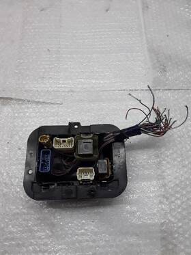 663.to1l02 Toyota Left Front Fuse Relay Gts 2002 Celica Z-39p