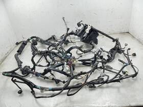 82111-47a73 Toyota 13-15 Prius Plug-in 1.8l Fwd At Main Engine Room Wire Harness