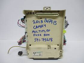 82730-06752 Toyota 2012 Camry Cabin Fuse Box Junction Block Oem