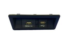 86190-12061 Toyota 2021 2022 2023 Mirai Usb Auxilary Jack Connection Port Oem