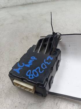 88650-04051 Toyota 2014 Tacoma 4.0l Rwd At Chassis Ecm Ac Amplifier Control Module