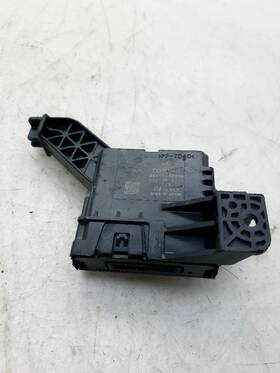 8865052720 Toyota 12-14 Yaris Le Chassis Ecm Blower Motor Control Module Assembly