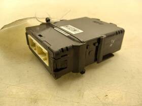 Toyota 8953528020 16-19 Mirai Chassis Ecm Transmission Shift Control Module Assembly