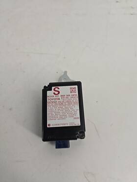 89740-08010 Toyota 2013 Sienna Smart Door Receiver Control Keyless Entry