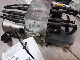 634-50132 Volkswagen Convertible Top Motor Pump Fits 07-16 Eos 463621
