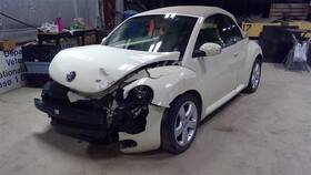 663.vw1b06 Volkswagen 2006 06 Beetle Convertible Interior Fuse Box Cabin 2.5l 90741