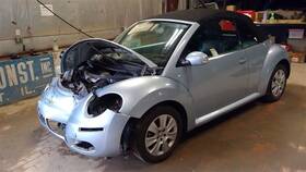 663.vw1b09 Volkswagen 2009 09 Vw New Beetle Interior Fuse Box Cabin 2.5l At Convertible 103870
