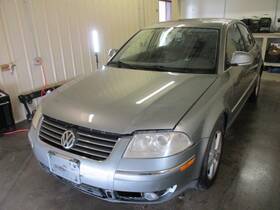 663.vw1n05 Volkswagen Passat 2005 Fuse Box Cabin 1666975