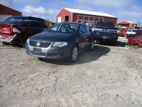 663.vw1n10 Volkswagen Passat 2010 Fuse Box Cabin 1617695