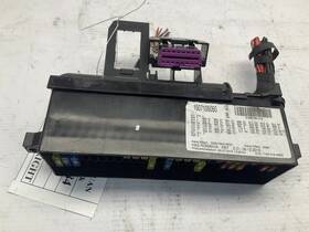 663.vw1t15 Volkswagen 09-17 Tiguan Awd 2.0l At Cabin Fuse Relay Box T