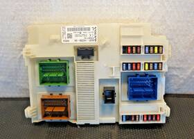Bg9t14c256ga Volvo 663.vo1m12 2012 S60 Cabin Fuse Box Id