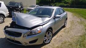 663.vo1n13 Volvo S60 2013 13 Interior Fuse Box Cabin 2.5l 49527