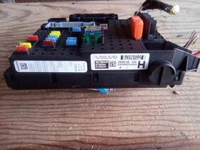 663.vo1w08 Volvo Xc90 2008 Fuse Box Cabin 504730