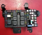 04 Ford F250 F350 Super Duty Interior Under Dash Fuse Relay Box 3C3T-14A067-ED. Fixed Price $200.00.