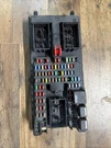 Land Rover LR3 Range Sport Engine Fuse Box Relay Oem 2005 - 2009. Fixed Price $160.00.