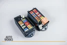 98-03 Jaguar Xjr XJ8 Vdp X308 Heelboard Relay Fuse Junction Box 18 Way Oem. Fixed Price $48.50.