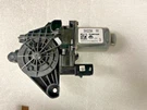 Oem 17 - 24 Chrysler Pacifica Rear Rh Right Sliding Door Window Motor 3043239A. Fixed Price $70.00.